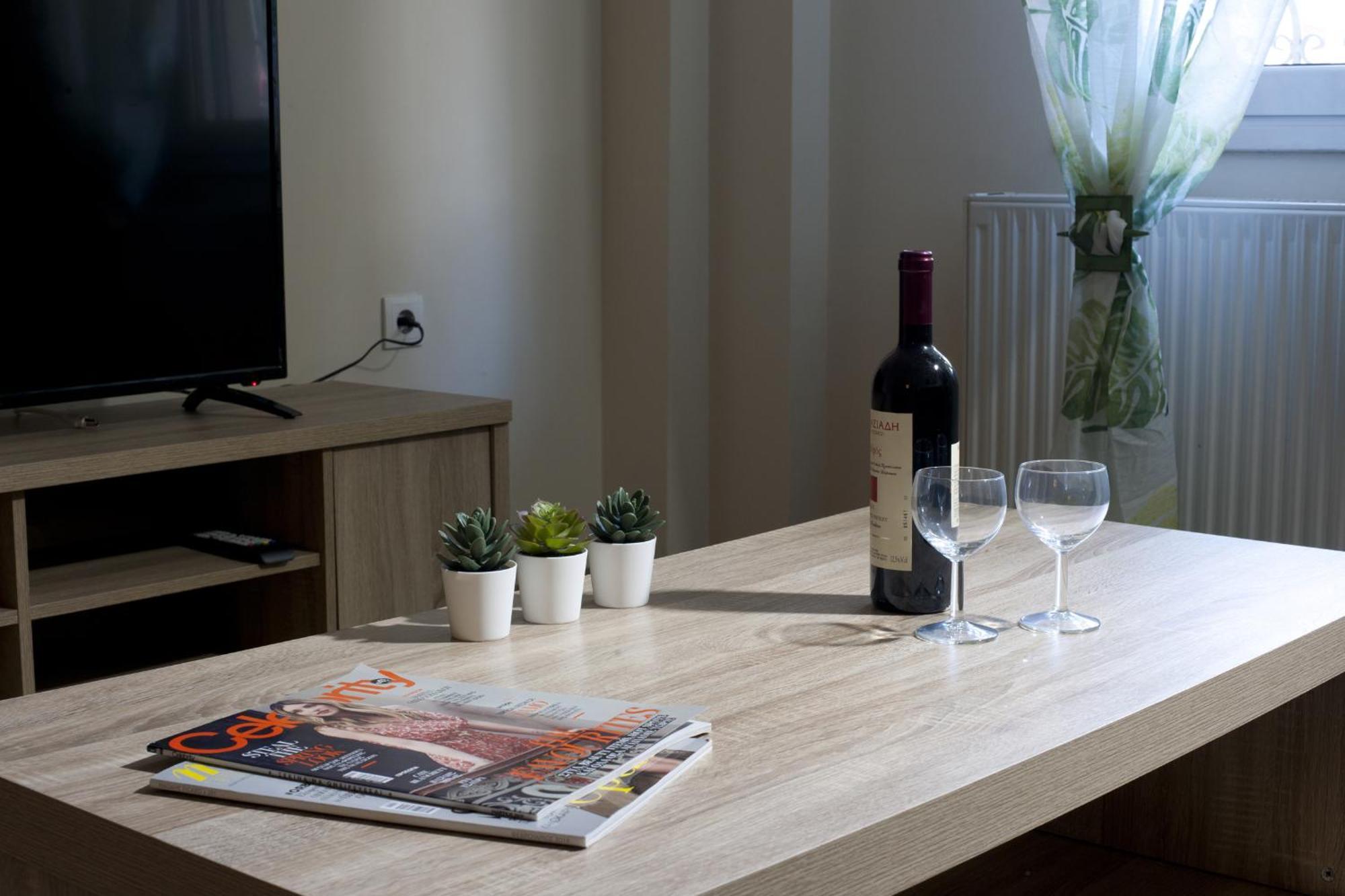 Comfortable Apartment At The Foot Of The Odeon Of Herodes Atticus 아테네 외부 사진