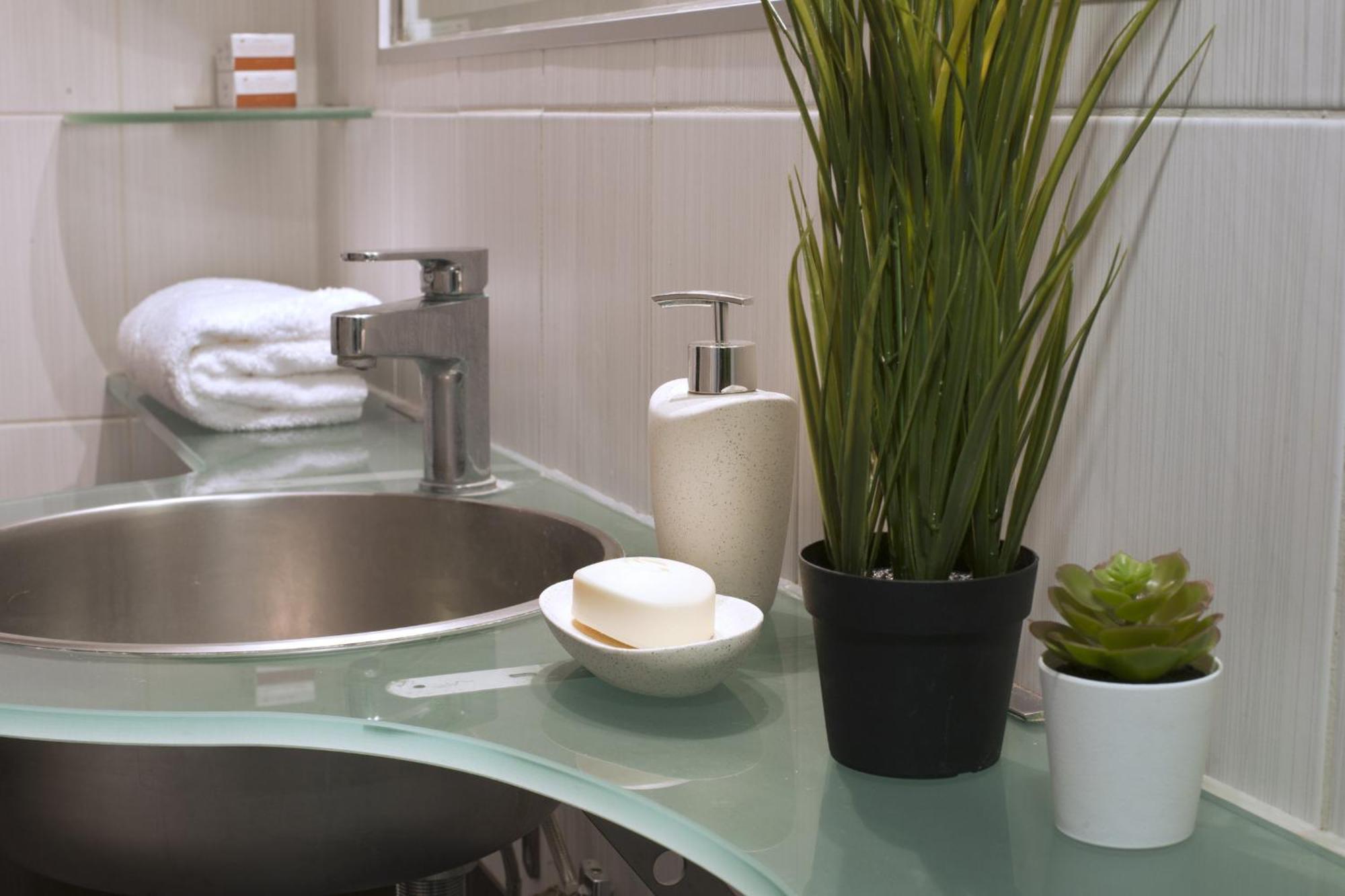 Comfortable Apartment At The Foot Of The Odeon Of Herodes Atticus 아테네 외부 사진