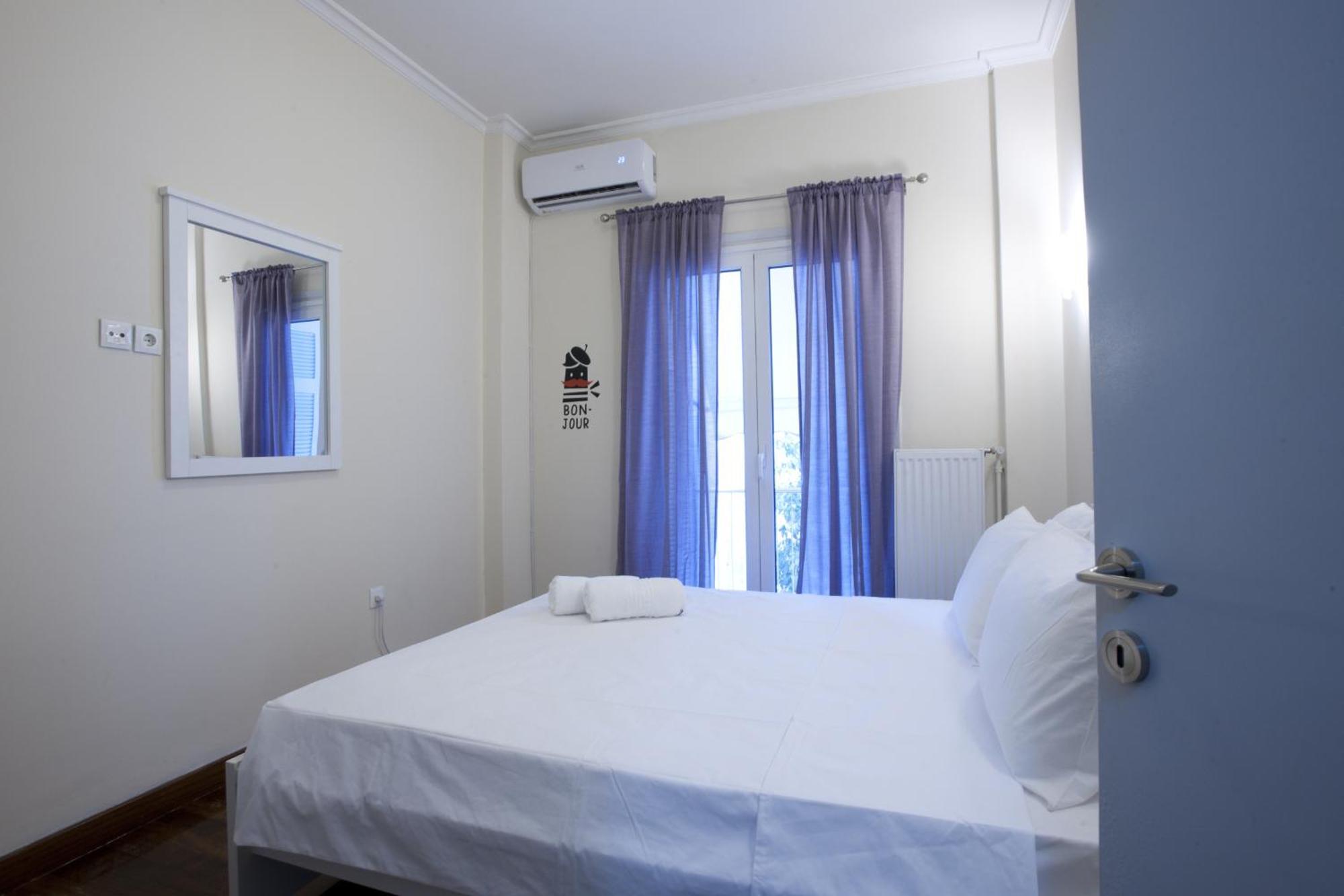 Comfortable Apartment At The Foot Of The Odeon Of Herodes Atticus 아테네 외부 사진
